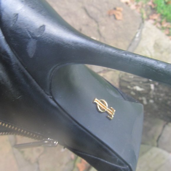 Jennifer Lopez Half Boots with Zipper on Sides - Picture 10 of 16